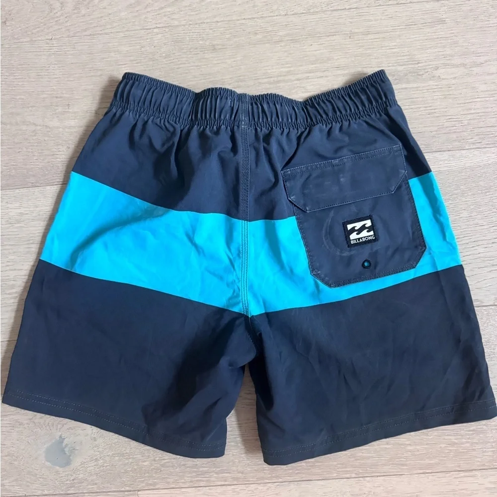 Men’s Billabong Board Shorts size 30